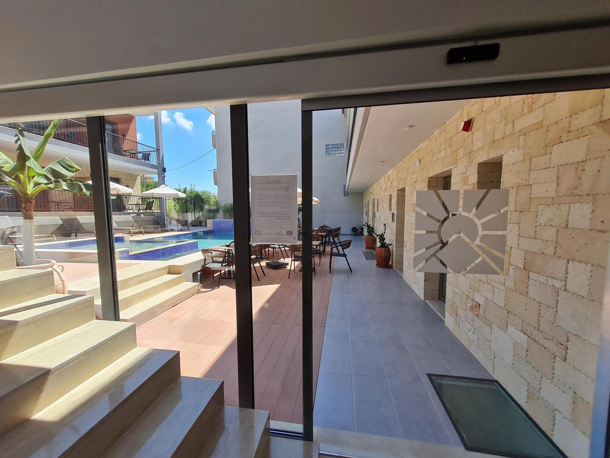 Maltepe Luxury Accommodation By Travel Pro Services Kallithea  Экстерьер фото